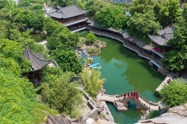 溫州戰(zhàn)略咨詢公司可以提供哪些有效的商業(yè)模式創(chuàng)新方案？
