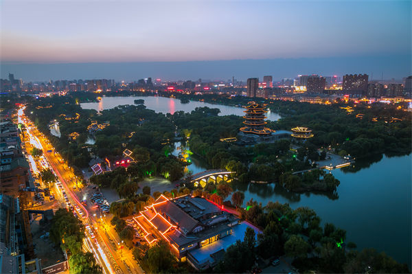 戰(zhàn)略規(guī)劃總落空？濟(jì)南戰(zhàn)略咨詢公司如何讓目標(biāo)落地有跡可循？