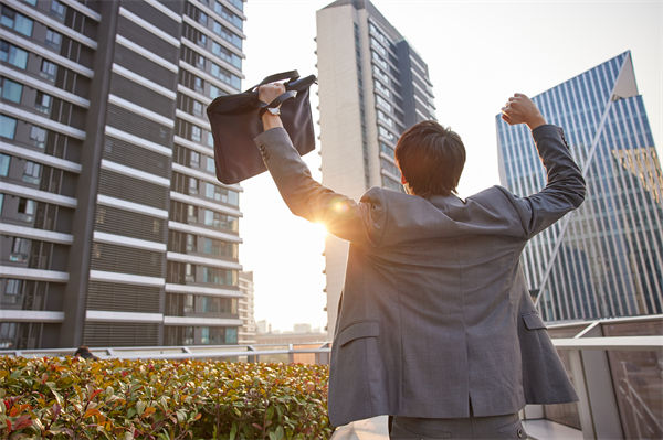 企業(yè)文化分析：為什么越來越多年輕人愛上丑娃娃？